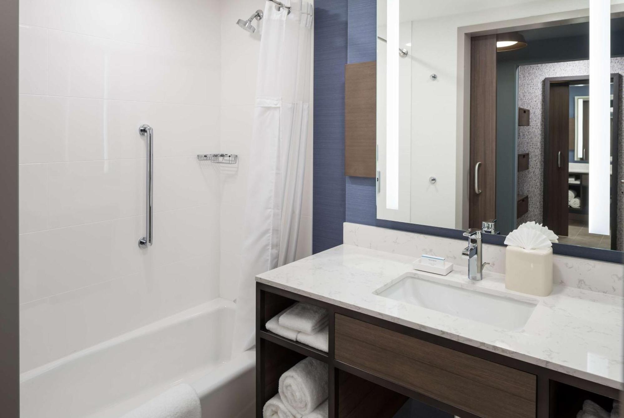 Hilton Garden Inn Madison Downtown, Wi מראה חיצוני תמונה
